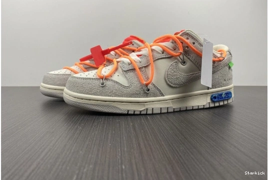 Lot Nike 31 O-W DJ0950-116 Low Dunk 0927